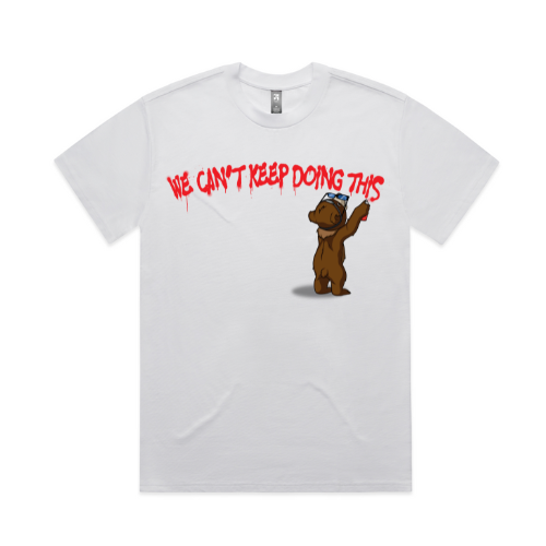 Spraypainting bear - White